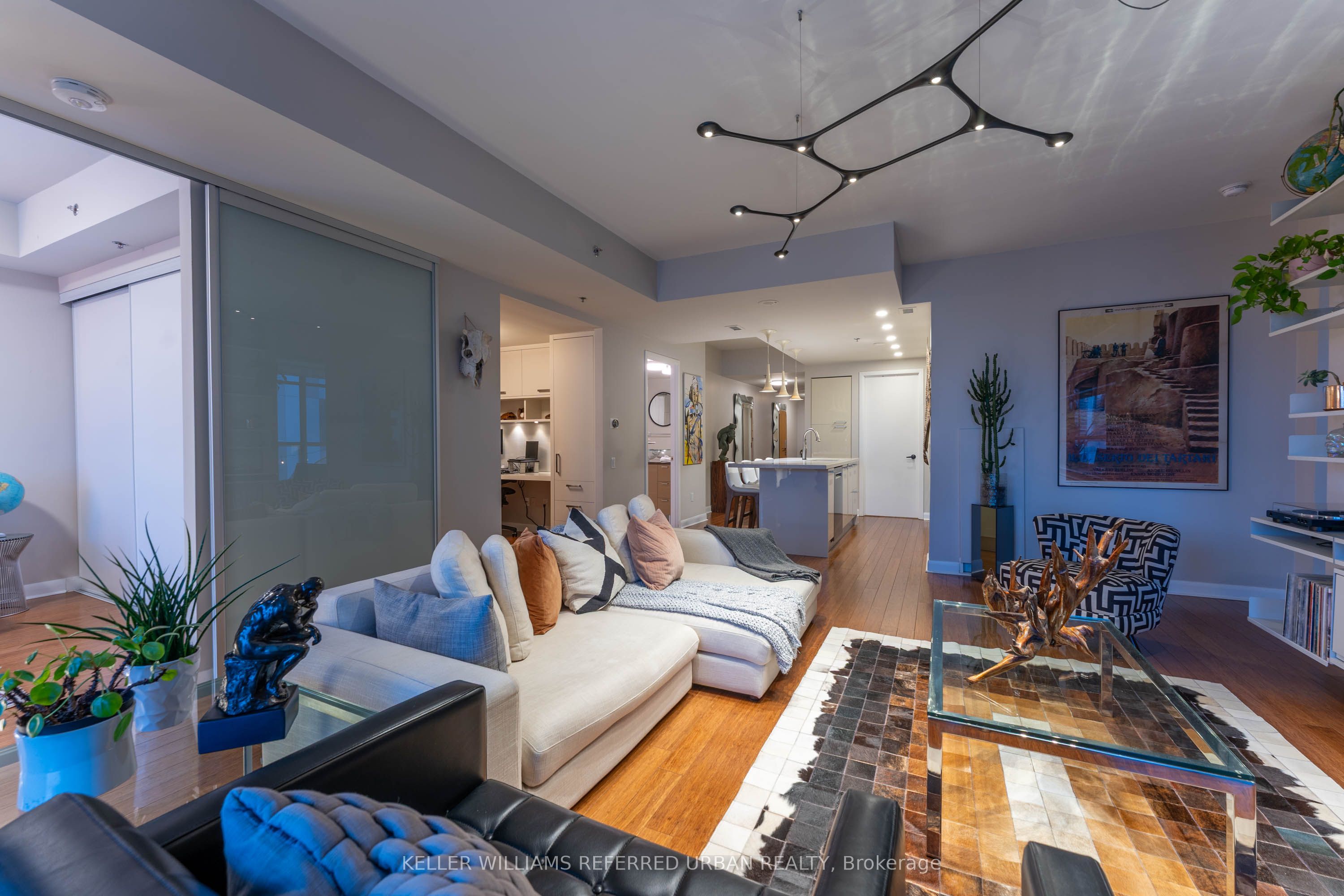 375 King Street W 2903