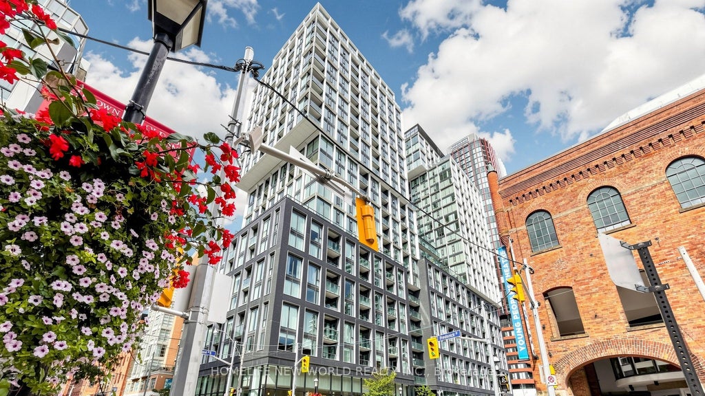 Photo of 158 Front Street E #813, Toronto, ON M5A 0K9 (MLS # C13773286)