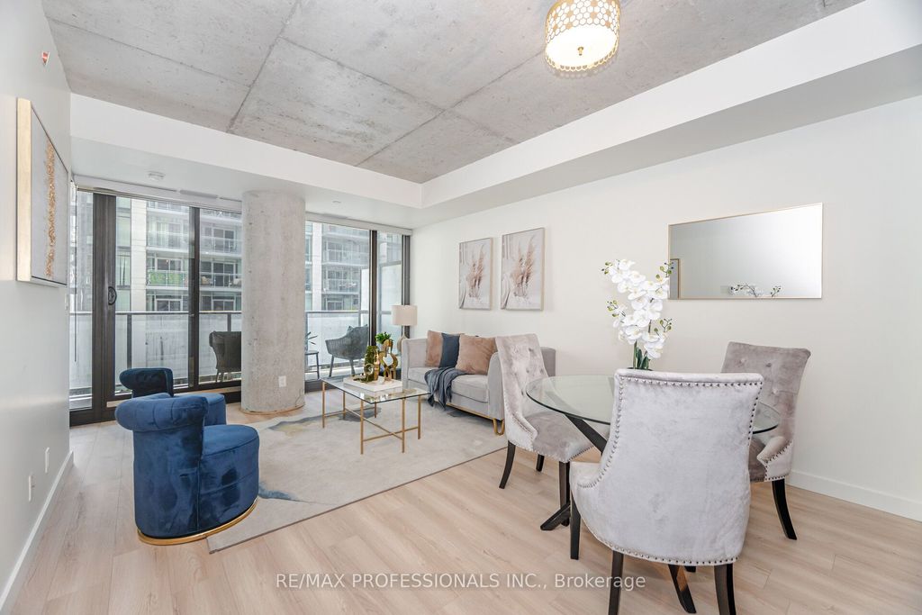 Photo of 111 Bathurst Street #716, Toronto, ON M5V 0M9 (MLS # C12410788)