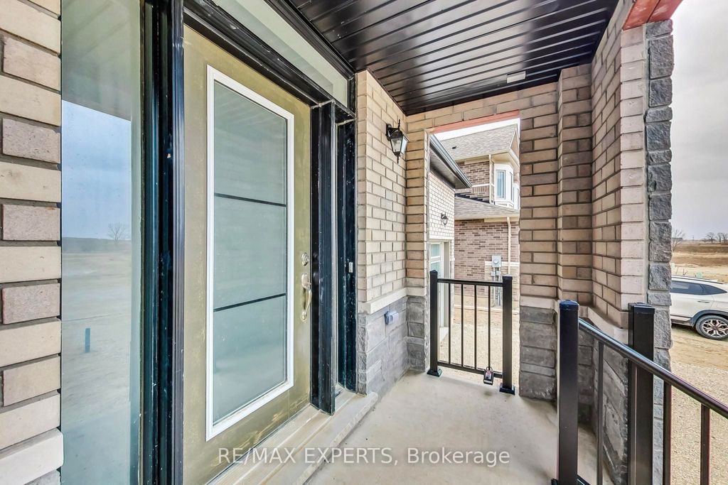 Photo of 62 Season Crescent, Wasaga Beach, ON L9Z 0M5 (MLS # S12999292)