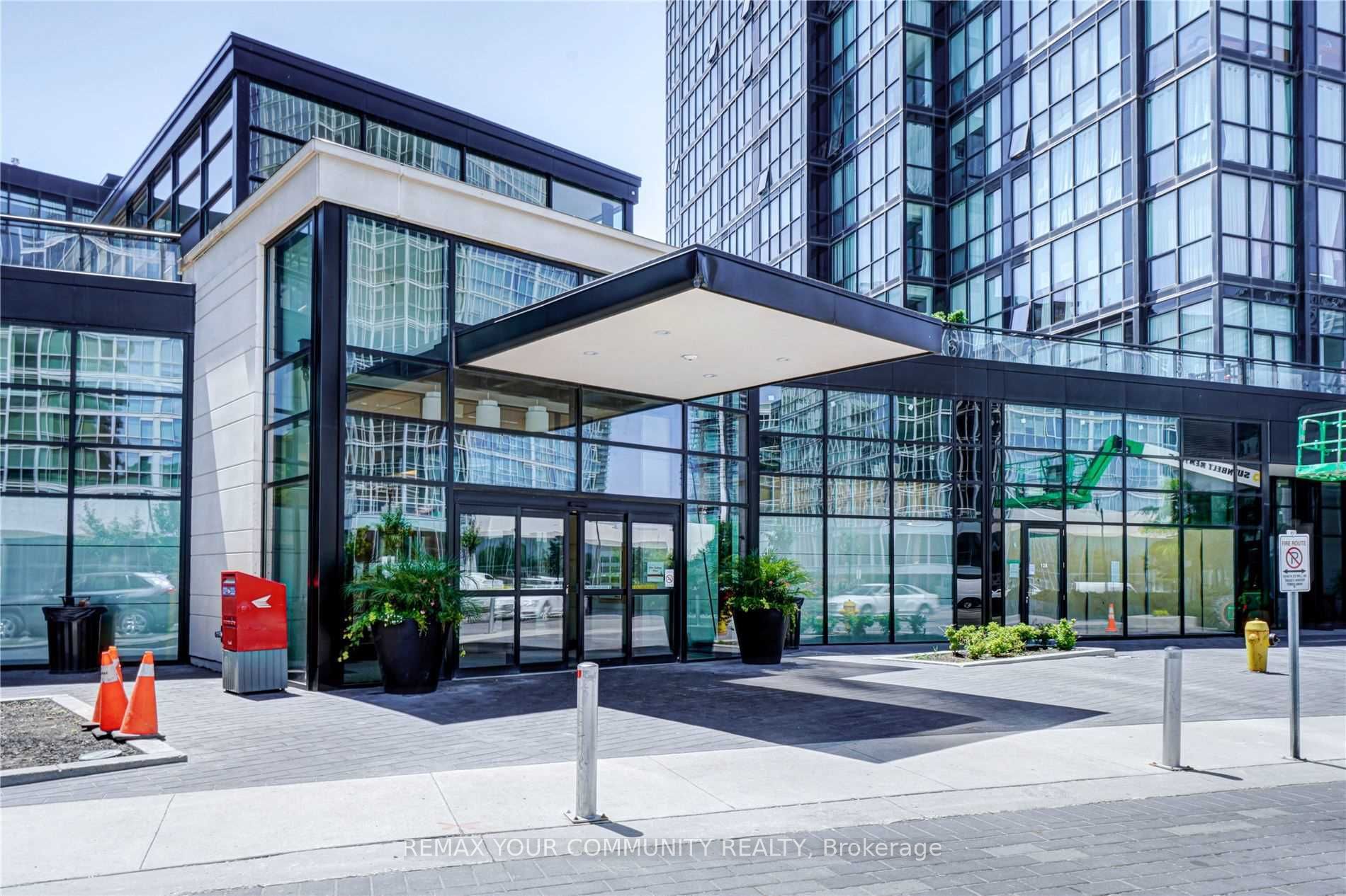 2910 Highway 7 Avenue W 1806