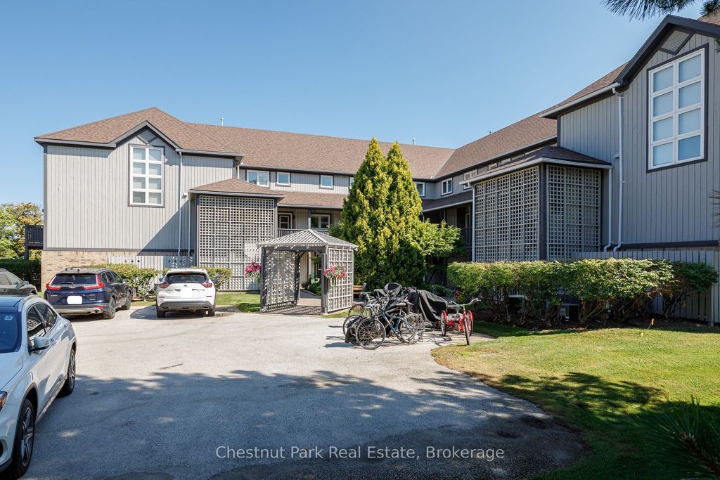 Photo of 701 Johnston Park Avenue, Collingwood, ON L9Y 5C7 (MLS # S12908652)