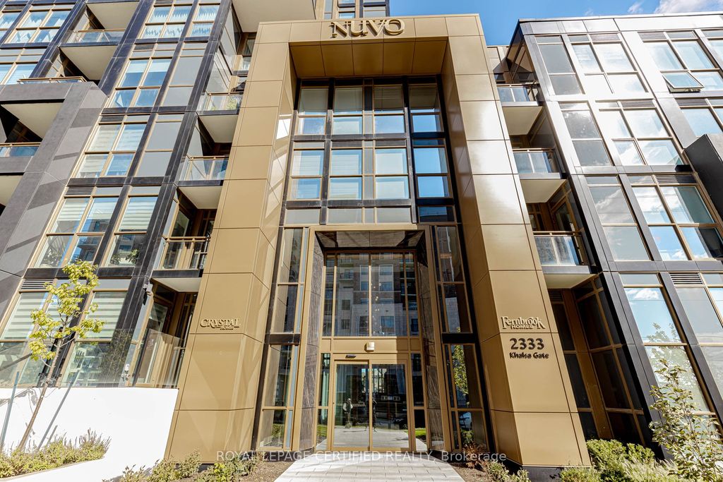 Photo of 2333 Khalsa Gate #404, Oakville, ON L6M 4J2 (MLS # W13077788)