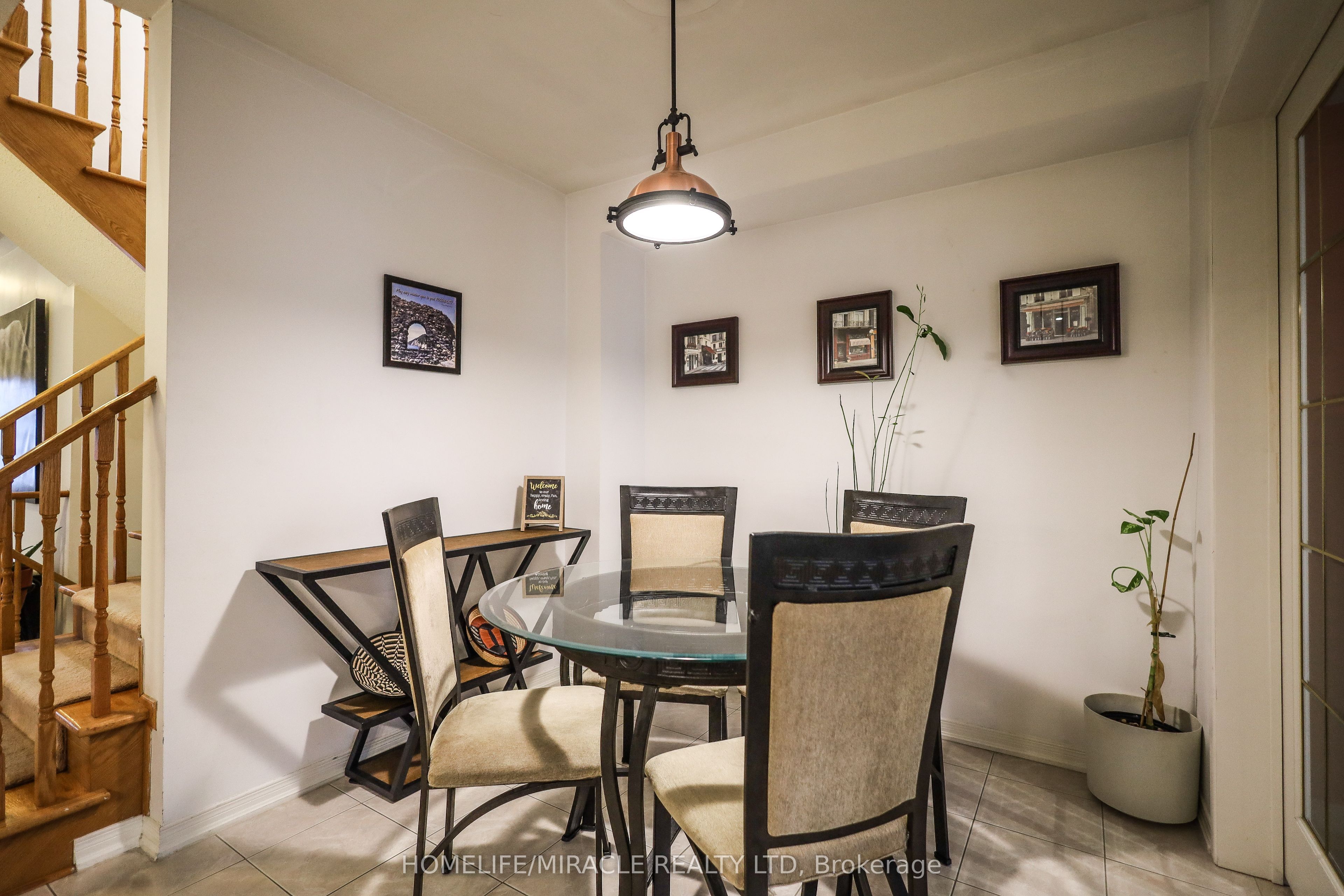 73 Andriana Crescent