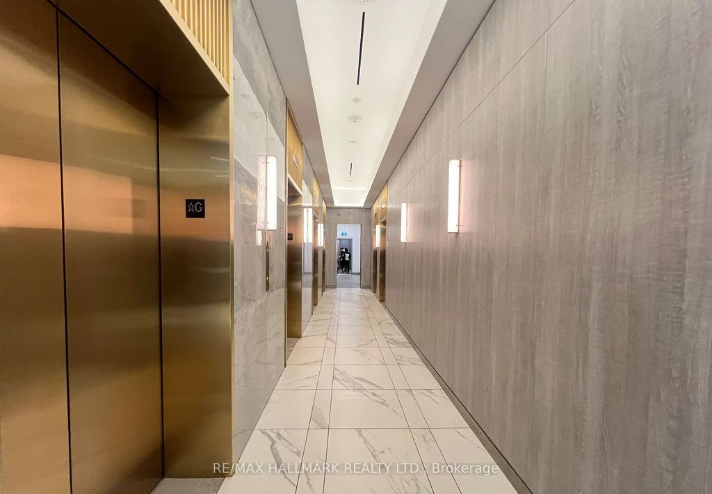 Photo of 5 Buttermill Avenue #4009, Vaughan, ON L4K 0J5 (MLS # N12549914)