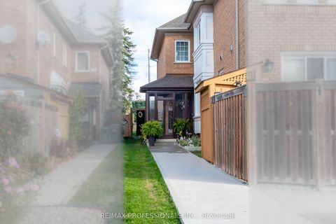 99 Desert Sand Drive Brampton ON L6R 1V7