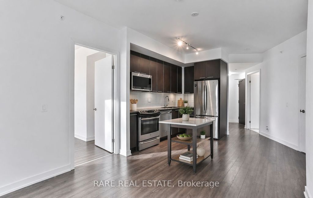 Photo of 10 Park Lawn Road #422, Toronto, ON M8Y 0H9 (MLS # W13036272)