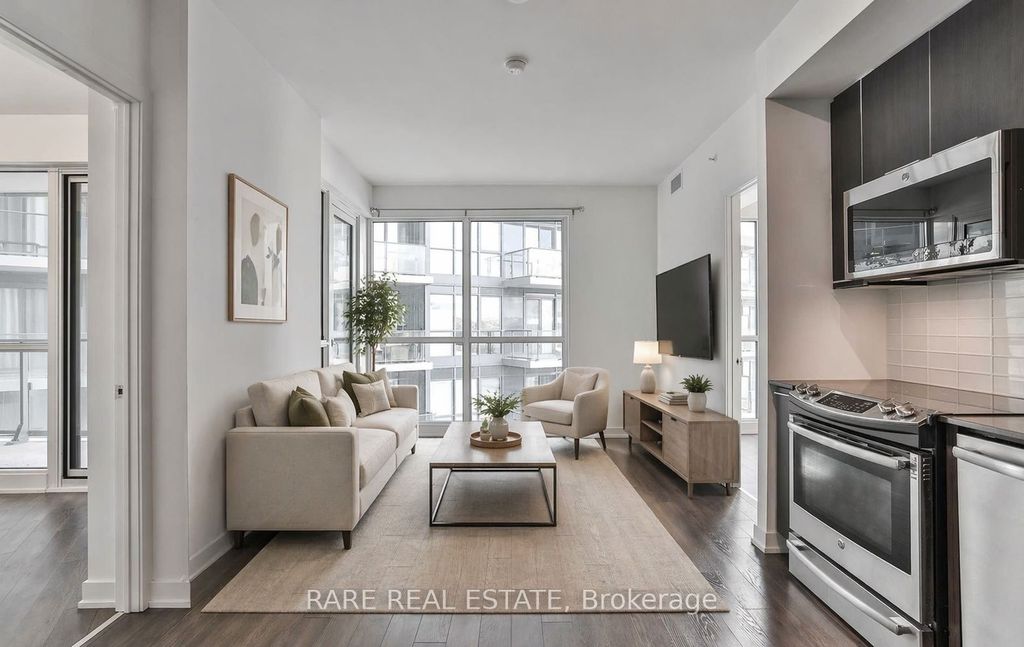 Photo of 10 Park Lawn Road #422, Toronto, ON M8Y 0H9 (MLS # W13036272)