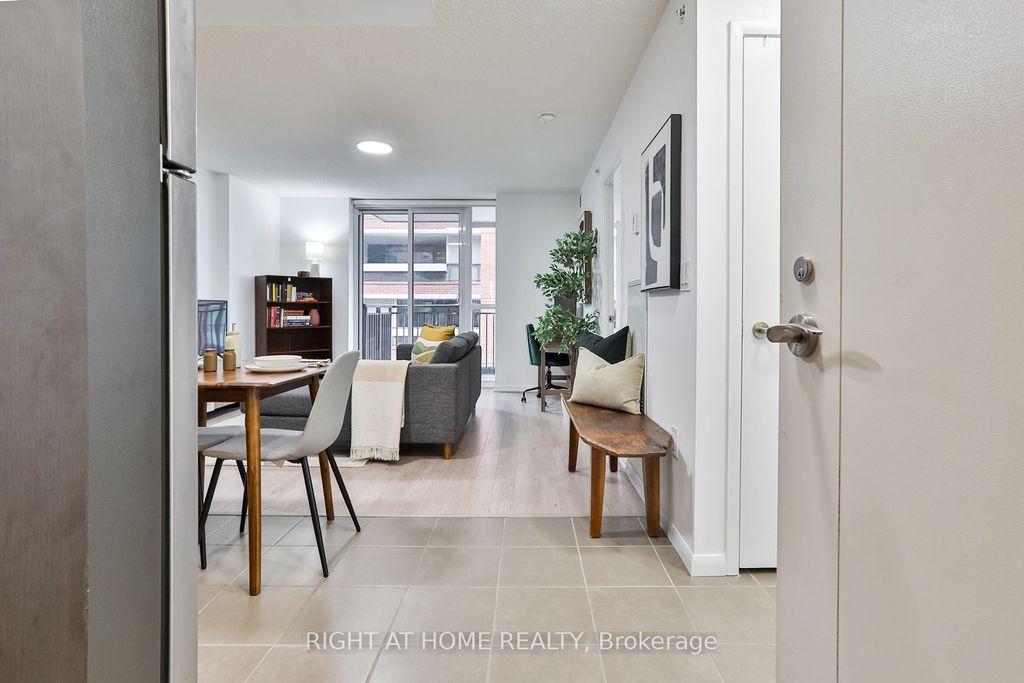 Photo of 830 Lawrence Avenue W #335, Toronto, ON M6A 0B6 (MLS # W12996960)