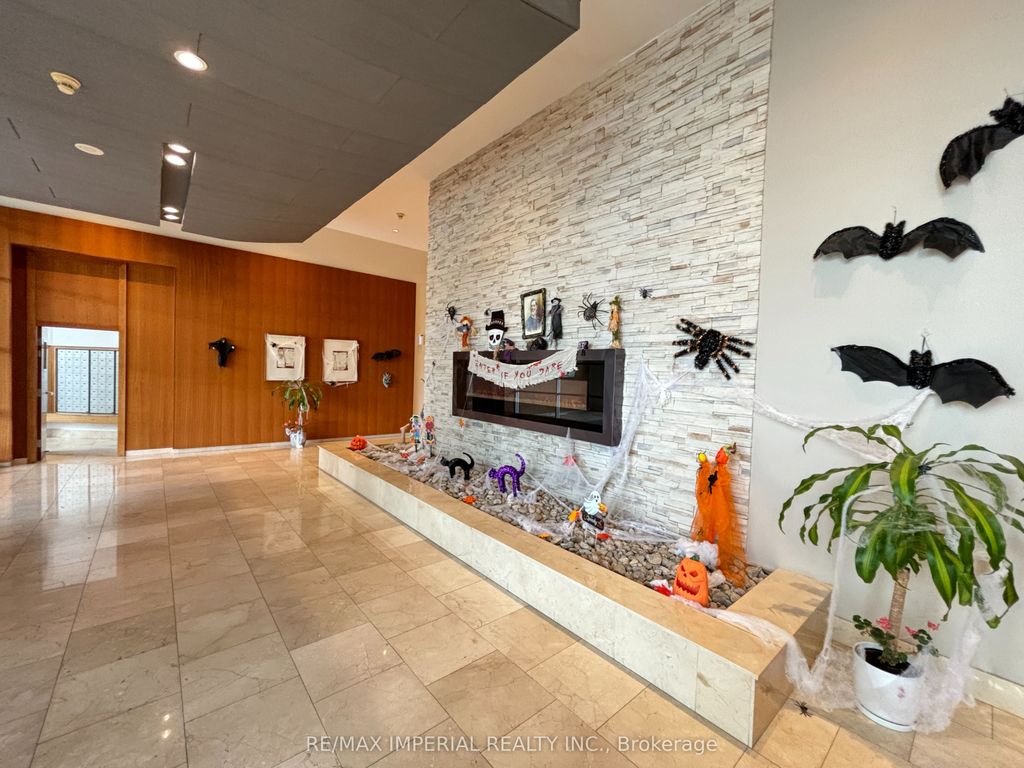 Photo of 220 Burnhamthorpe Road W #2110, Mississauga, ON L5B 4N4 (MLS # W13146960)