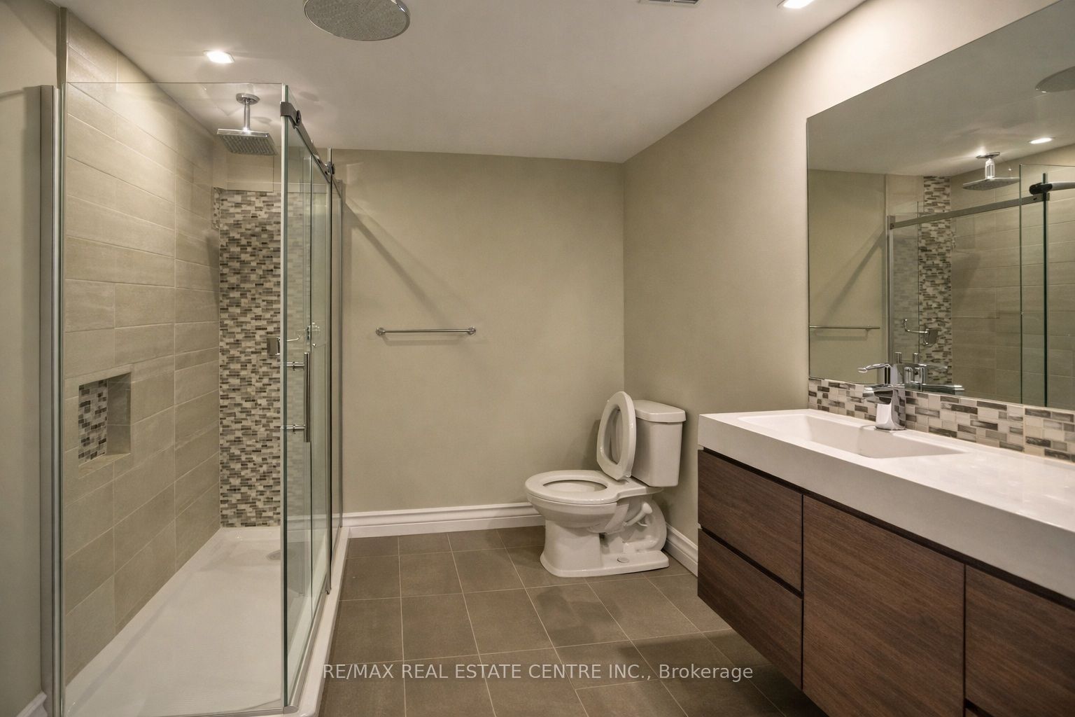 230 Huntingford Gate Basement