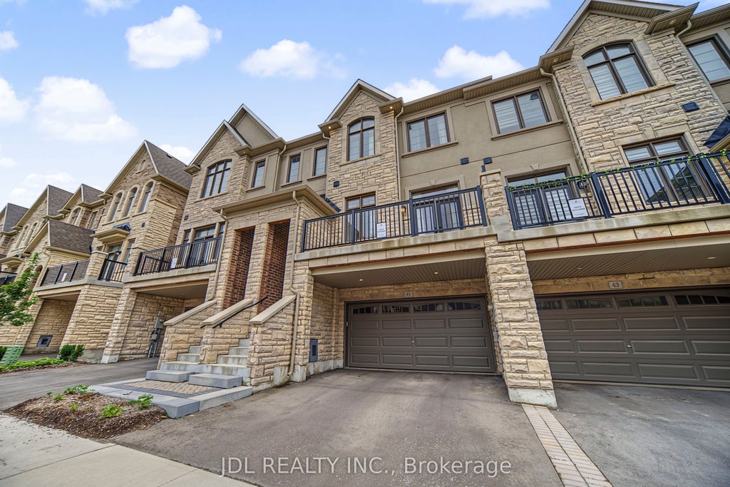 Photo of 41 West Village Lane, Markham, ON L6C 3L5 (MLS # N13747358)