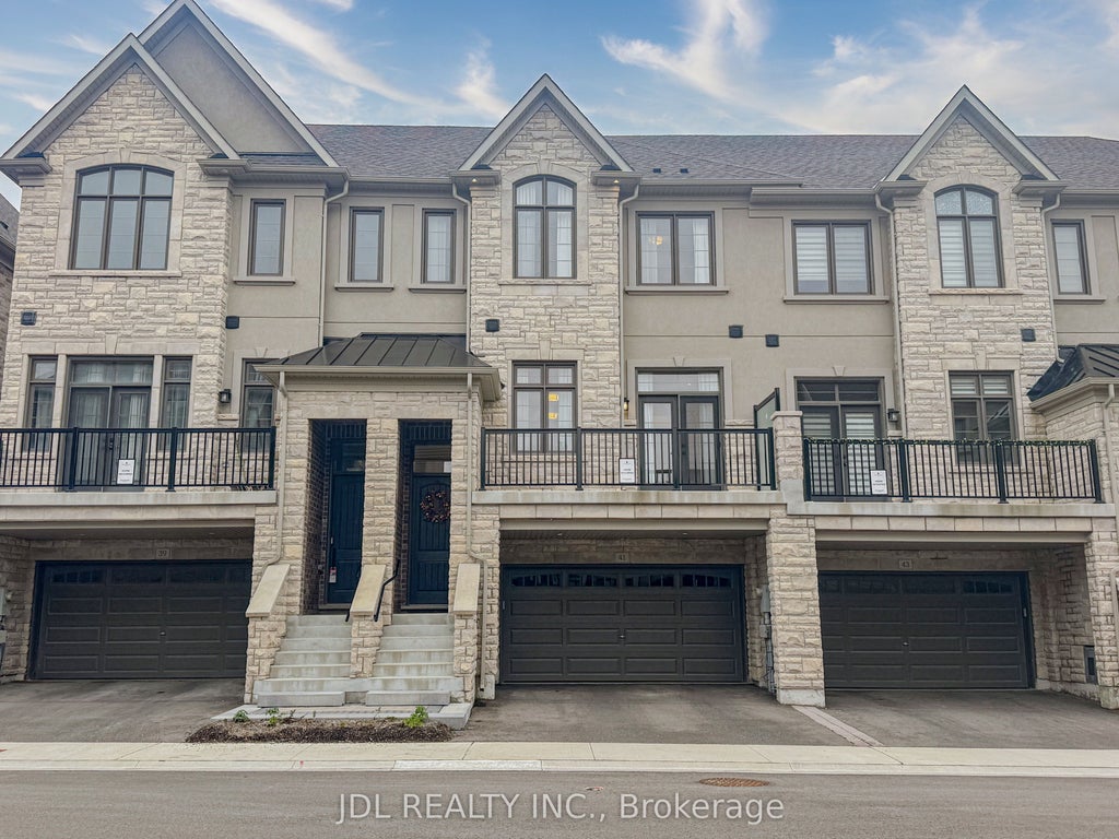 Photo of 41 West Village Lane, Markham, ON L6C 3L5 (MLS # N13747358)