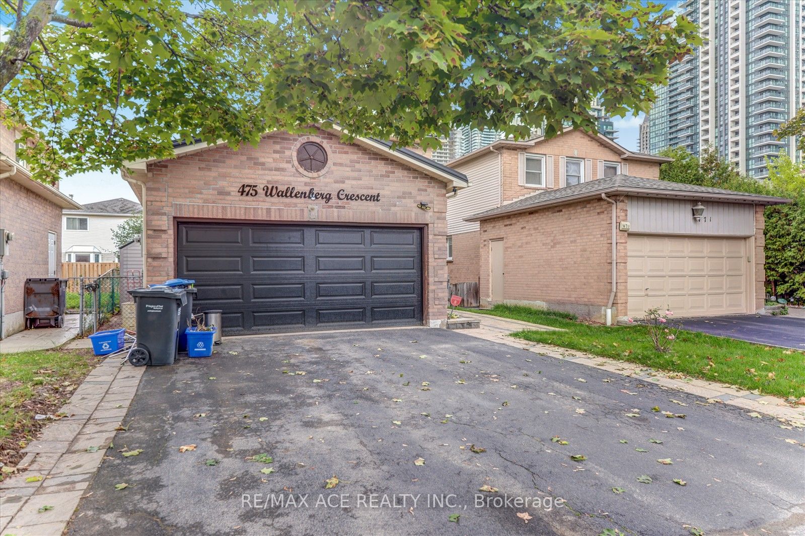 475 Wallenberg Crescent