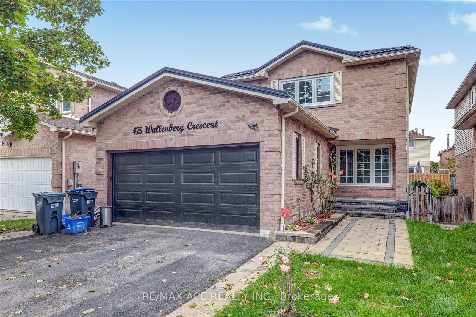 475 Wallenberg Crescent