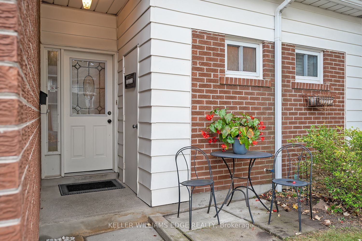 473 Woodview Road 2