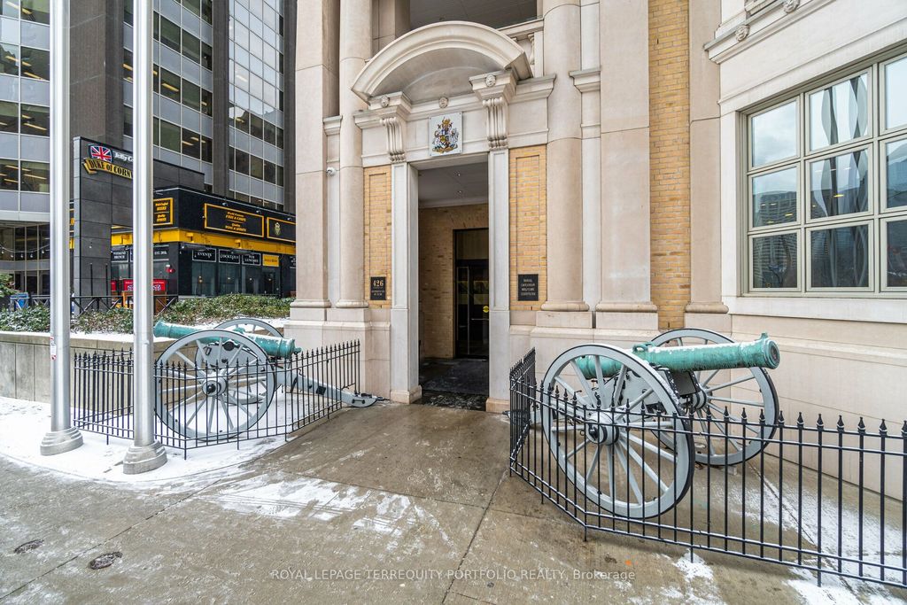 Photo of 426 University Avenue #3709, Toronto, ON M5G 1S9 (MLS # C12387784)