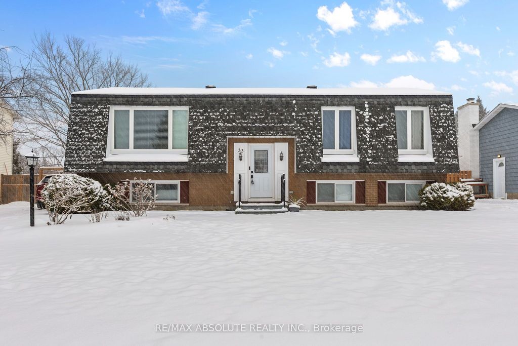 Photo of 33 Owlshead Road, Stittsville - Munster - Richmond, ON K0A 3P0 (MLS # X12721818)