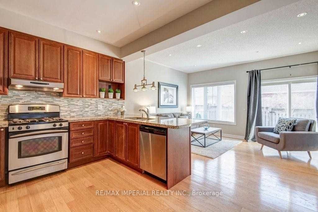 2438 Felhaber Crescent