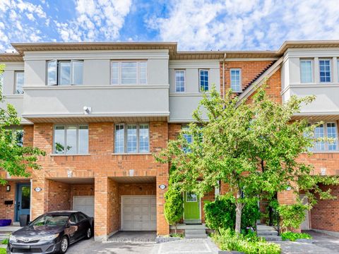 27 West Dean Park Drive 5 Toronto ON M9B 2R5