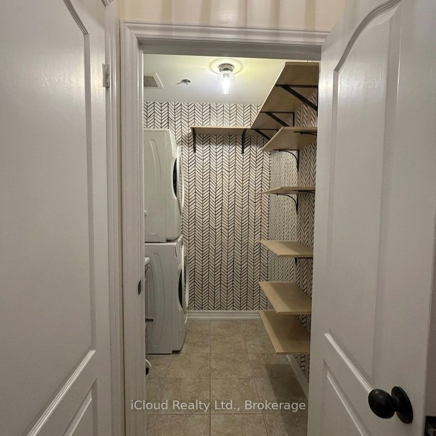 1360 Costigan Road 304