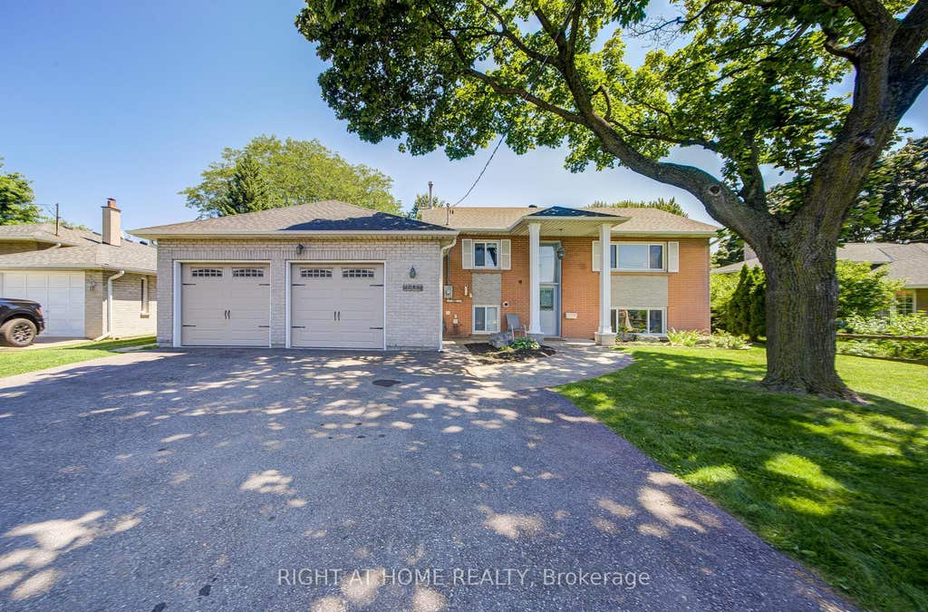 Photo of 1600 Boxwood Way, Mississauga, ON L5E 2Y1 (MLS # W13660610)
