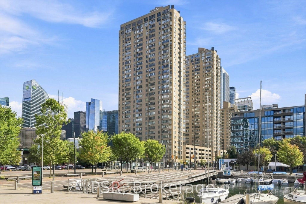 Photo of 270 Queens Quay W #702, Toronto, ON M5J 2N4 (MLS # C13716768)