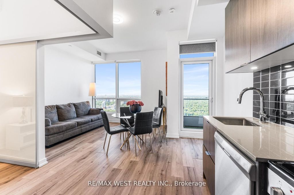 Photo of 395 Bloor Street E #5206, Toronto, ON M4W 0B4 (MLS # C12378357)