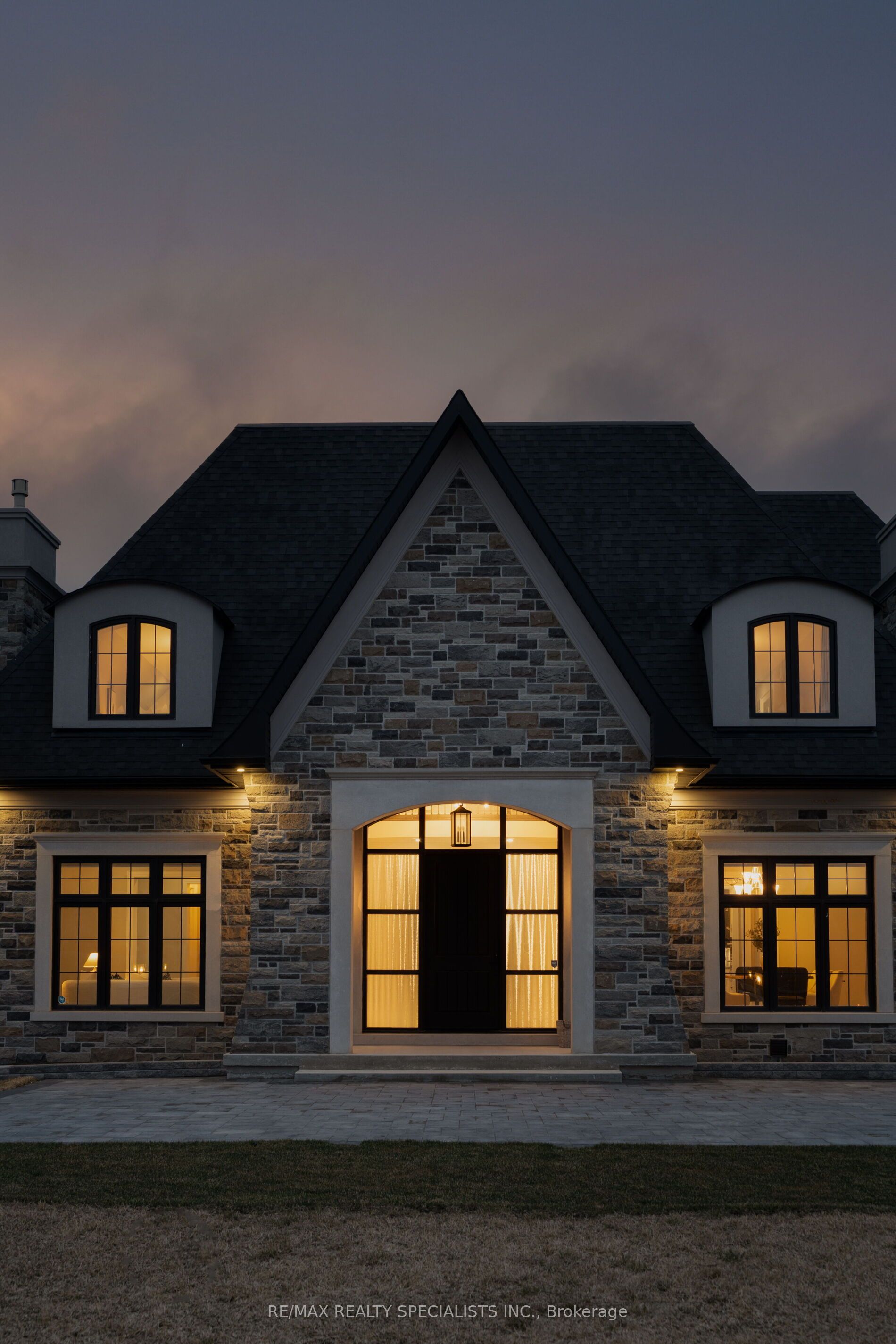 15 Mulloy Court