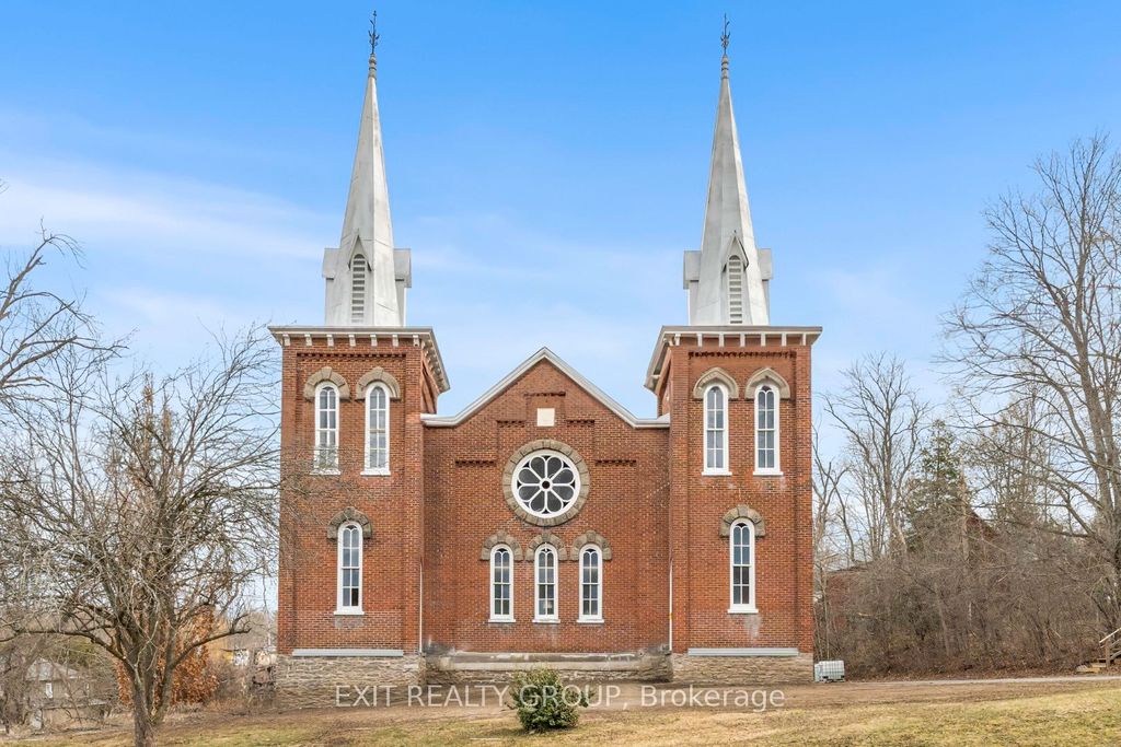 Photo of 44 Union Road, Prince Edward County, ON K8N 4Z7 (MLS # X13022694)