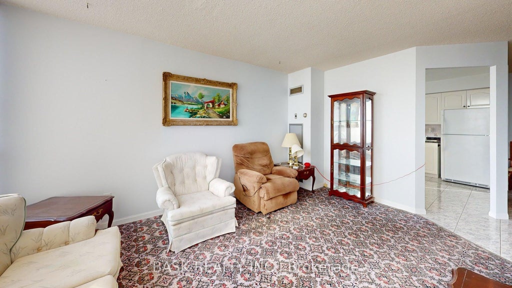 Photo of 12 Laurelcrest Street #907, Brampton, ON L6S 5Y4 (MLS # W13729908)