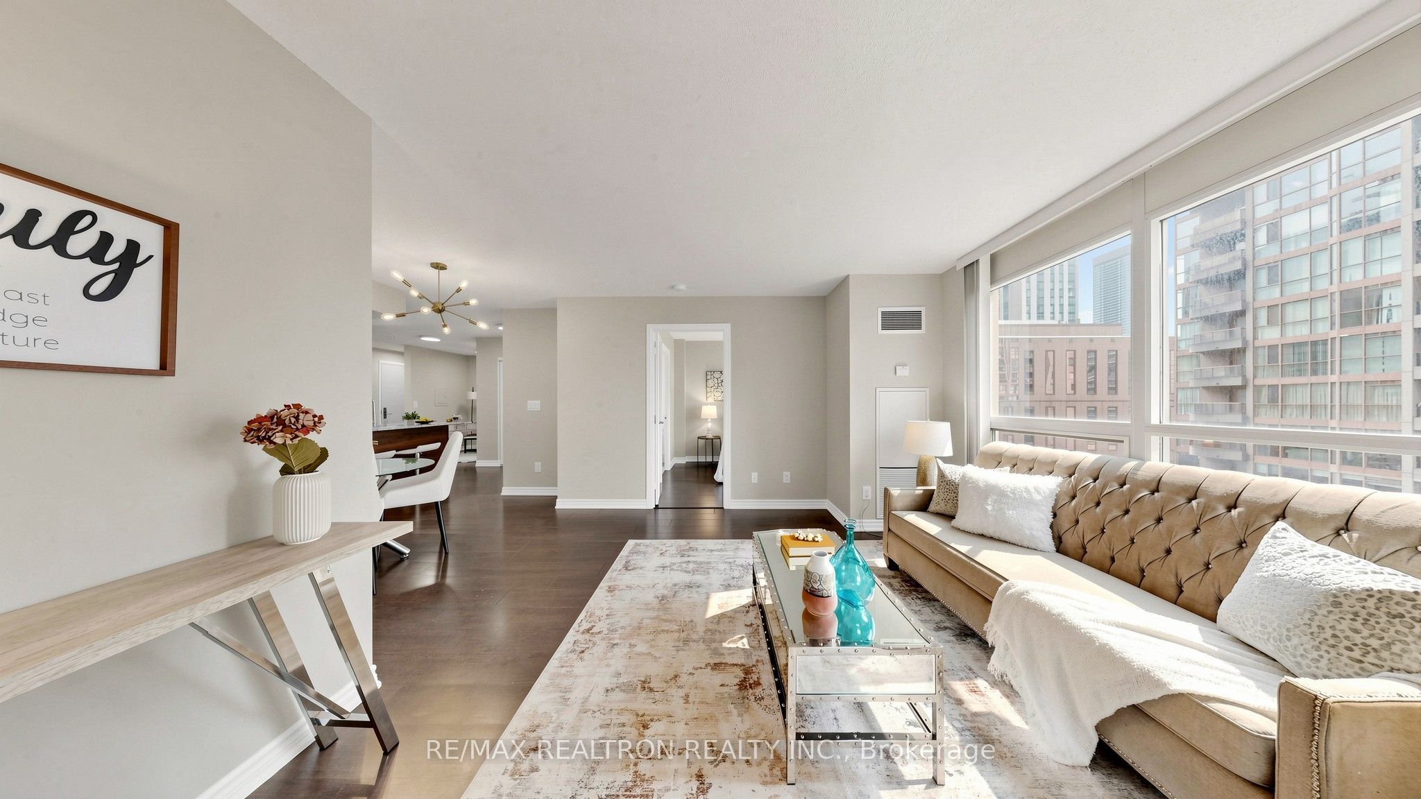 761 Bay Street 1212