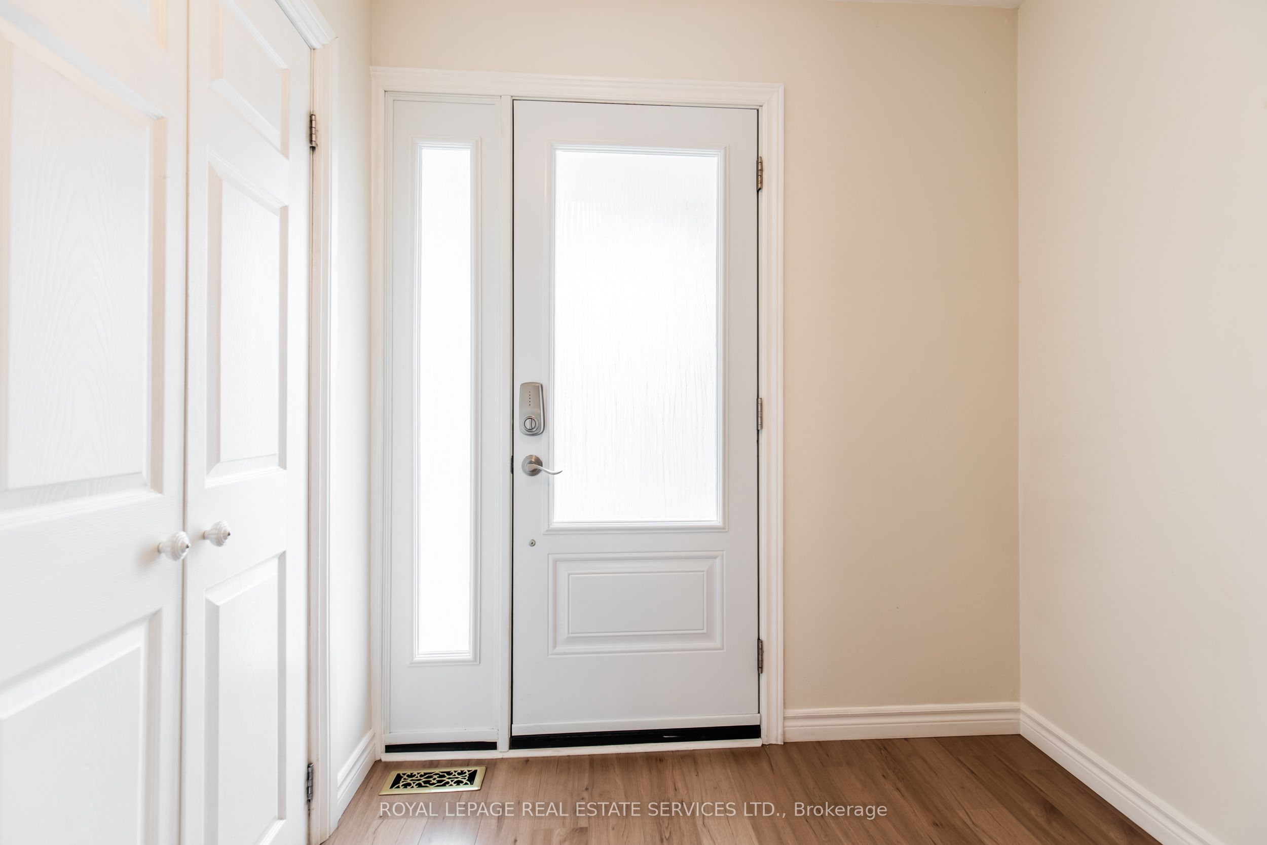 580 Forestwood Crescent 32