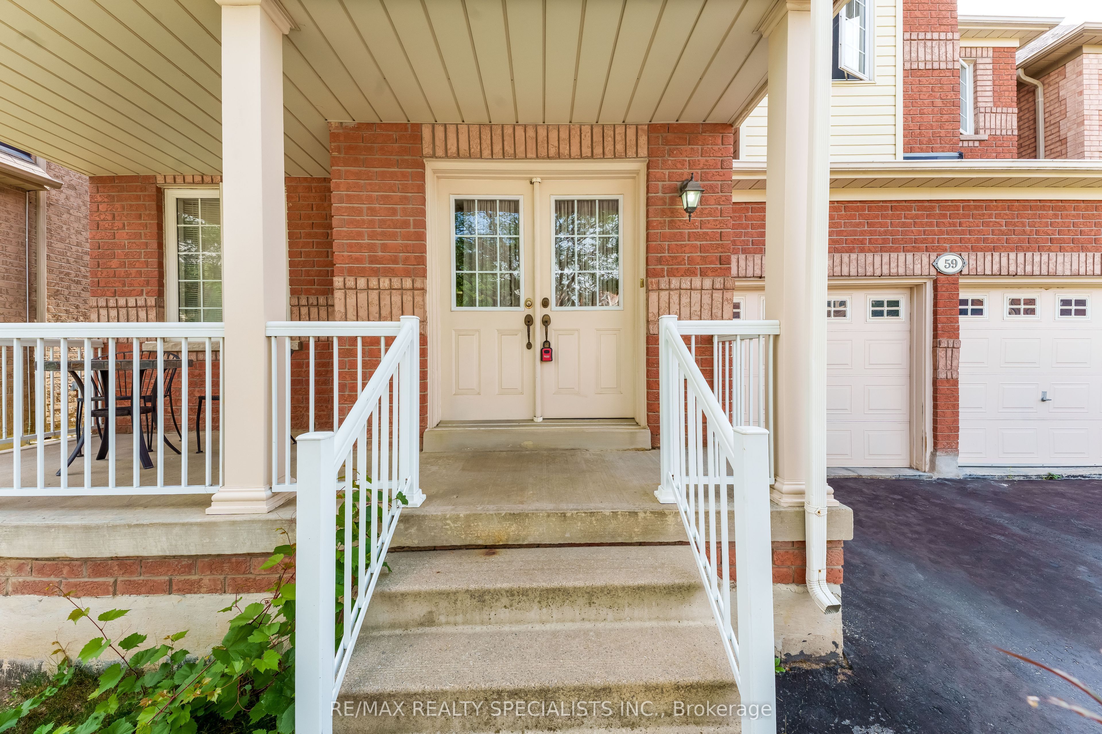 59 Masters Green Crescent