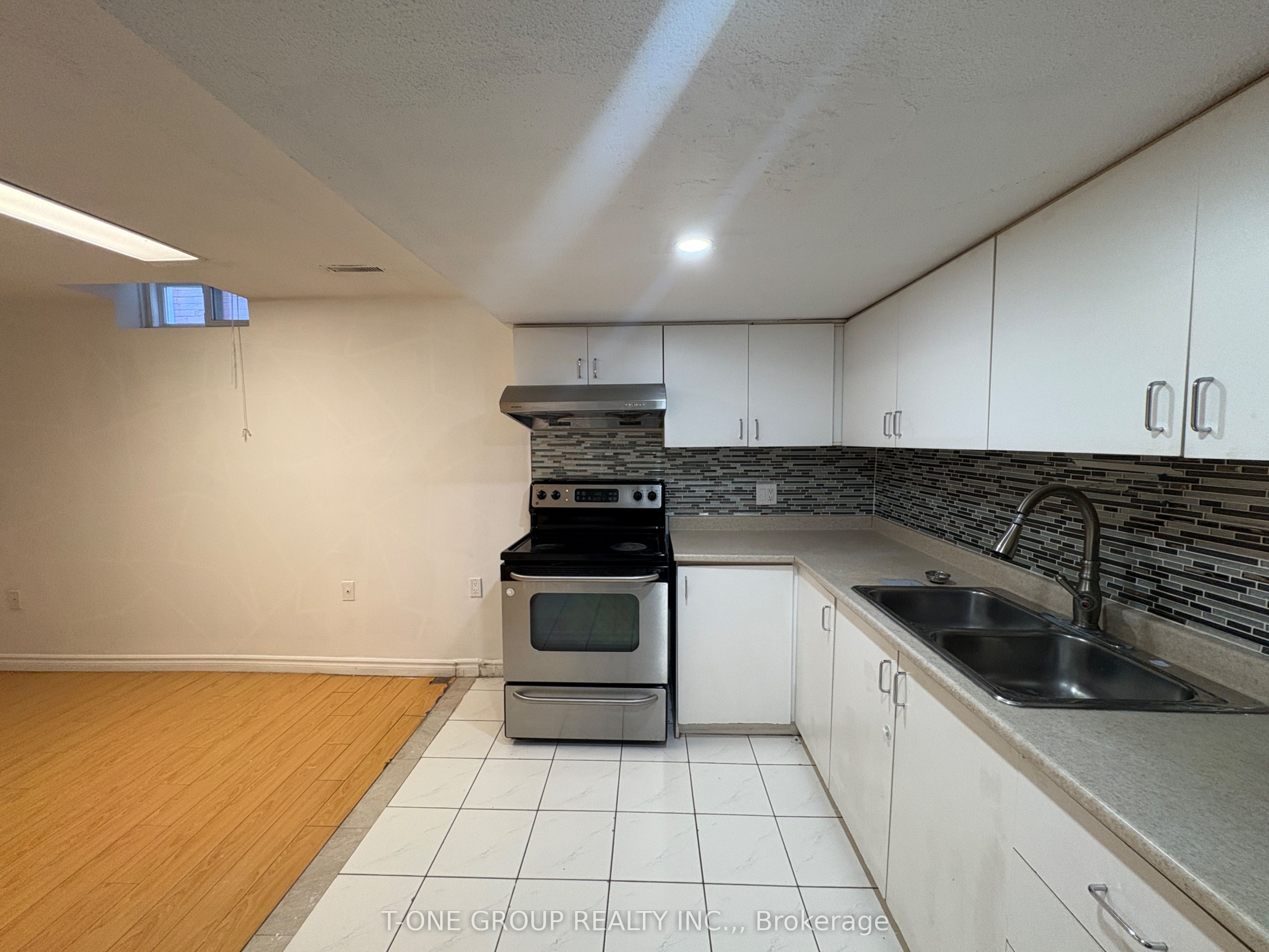 159 Galbraith Crescent BSMT