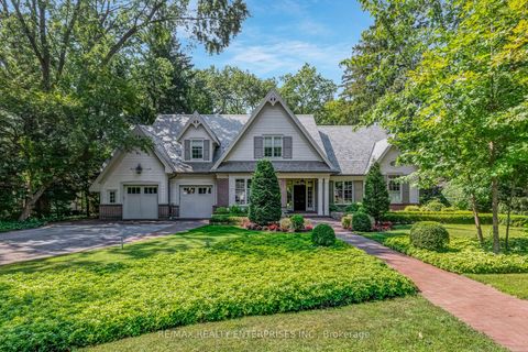 190 Donnelly Drive Mississauga ON L5G 2M4