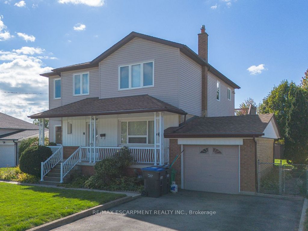 Photo of 2510 Donnavale Drive, Mississauga, ON L5A 2N1 (MLS # W12457092)