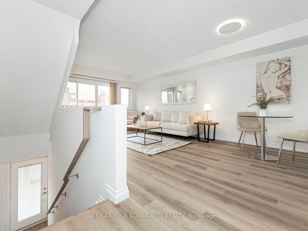 Photo of 5050 Intrepid Drive #7, Mississauga, ON L5M 0E5 (MLS # W12701982)