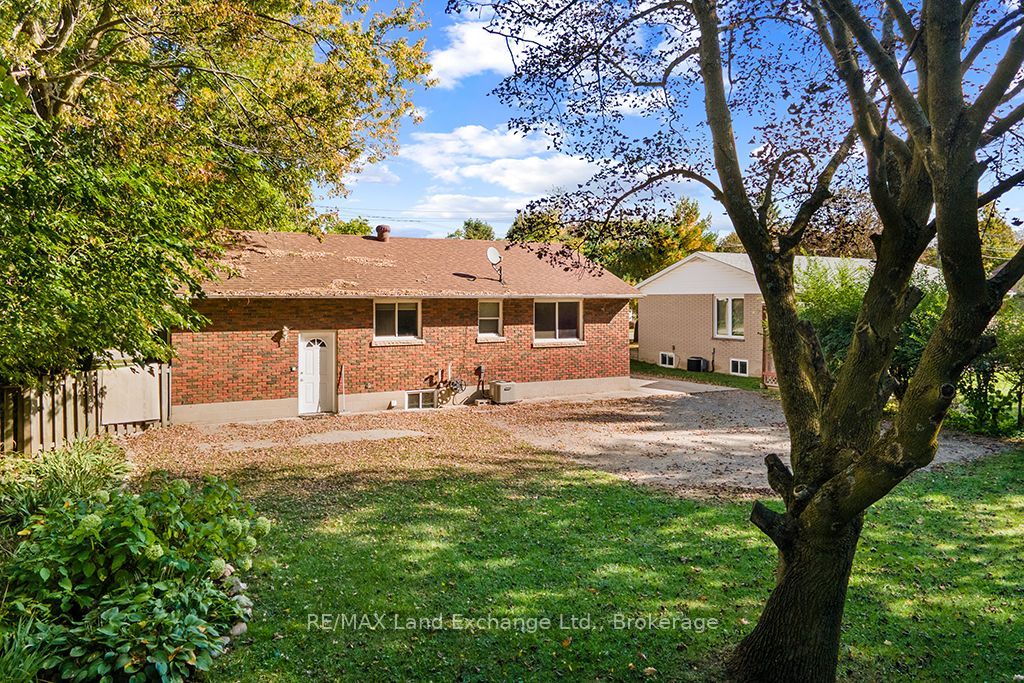 Photo of 614 River Street, Saugeen Shores, ON N0H 2C4 (MLS # X14081832)