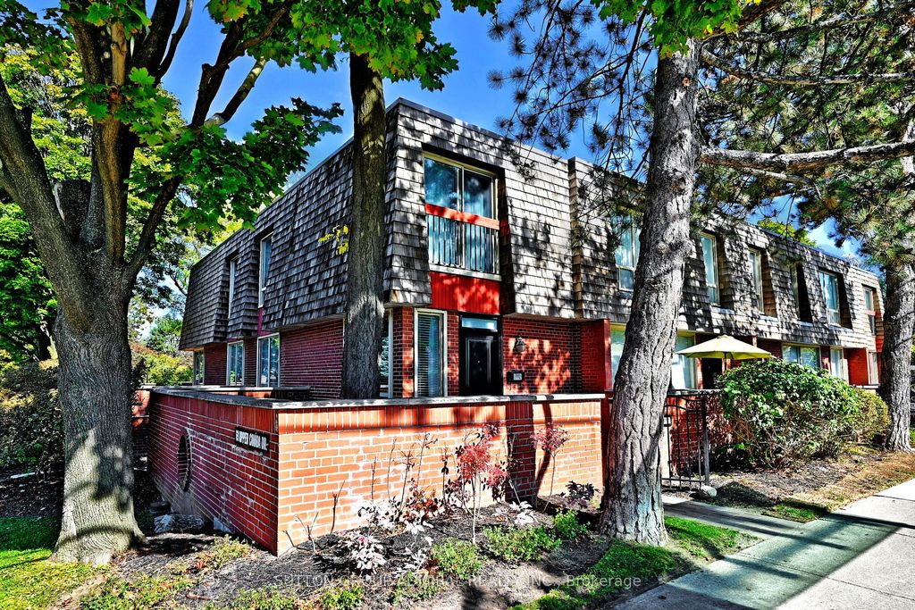 Photo of 69 Upper Canada Drive #1, Toronto, ON M2P 2A3 (MLS # C12455622)