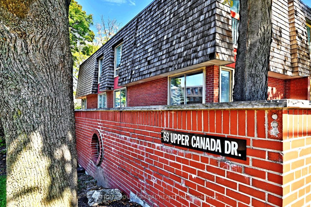 Photo of 69 Upper Canada Drive #1, Toronto, ON M2P 2A3 (MLS # C12455622)