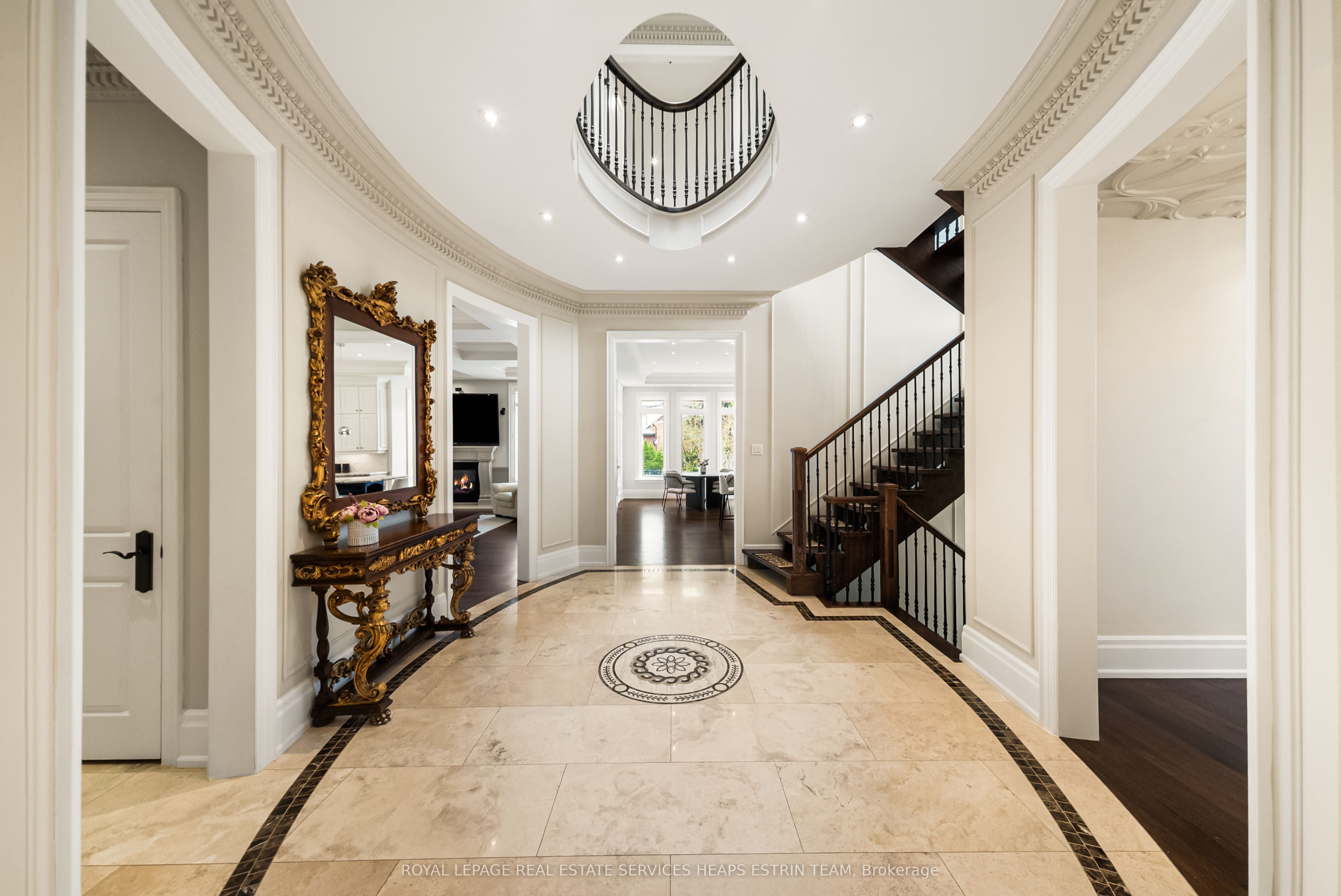 2 Braecrest Avenue