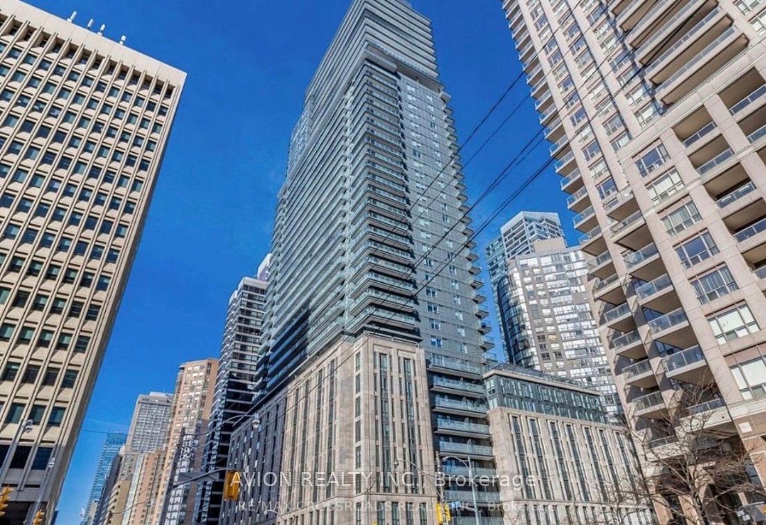 Photo 1 of 1 — 955 Bay Street 523, Toronto, ON M5S 0C6