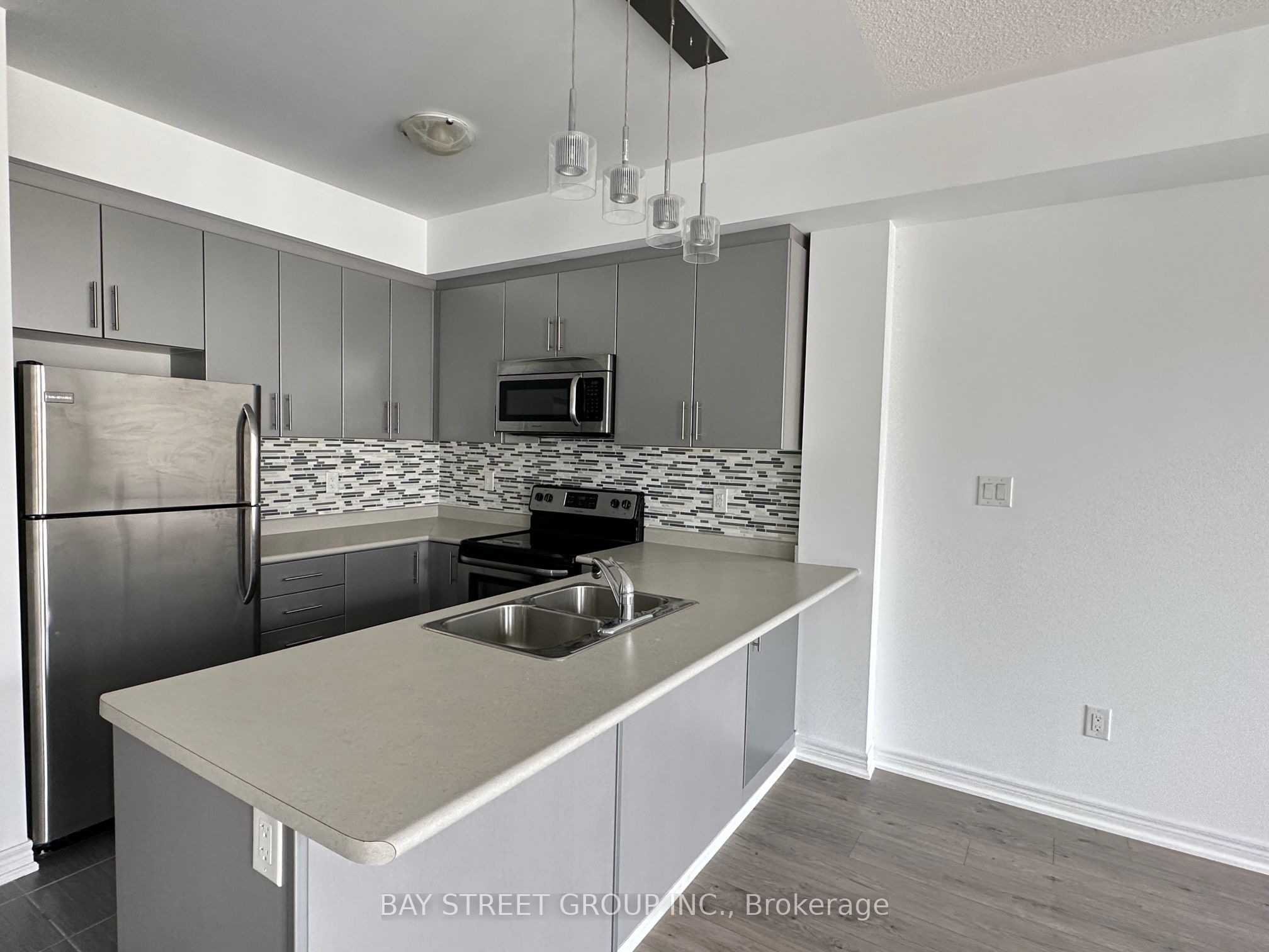 2333 Sawgrass Drive 305