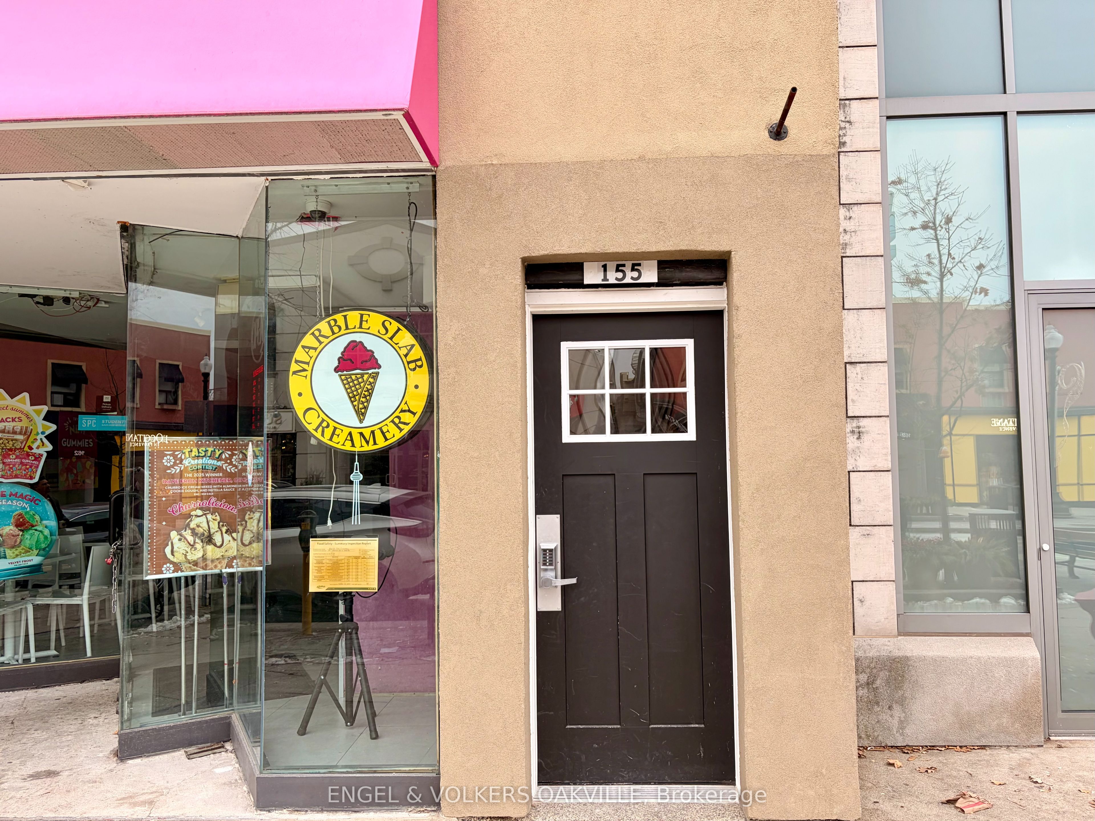 155 Lakeshore Road E 2
