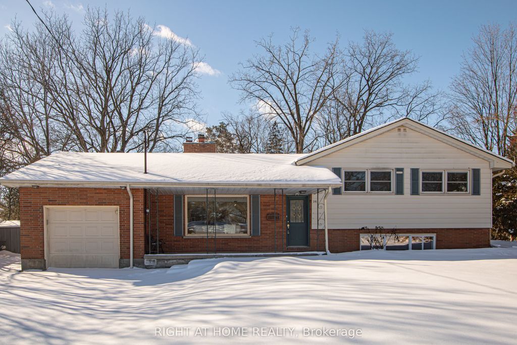 Photo of 26 Wychwood Park, London North, ON N6G 1R5 (MLS # X12710968)