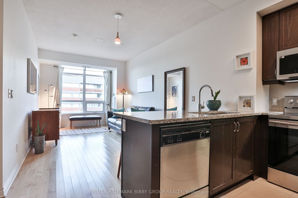Photo of 1135 Royal York Road #814, Toronto, ON M9A 0C3 (MLS # W12407568)