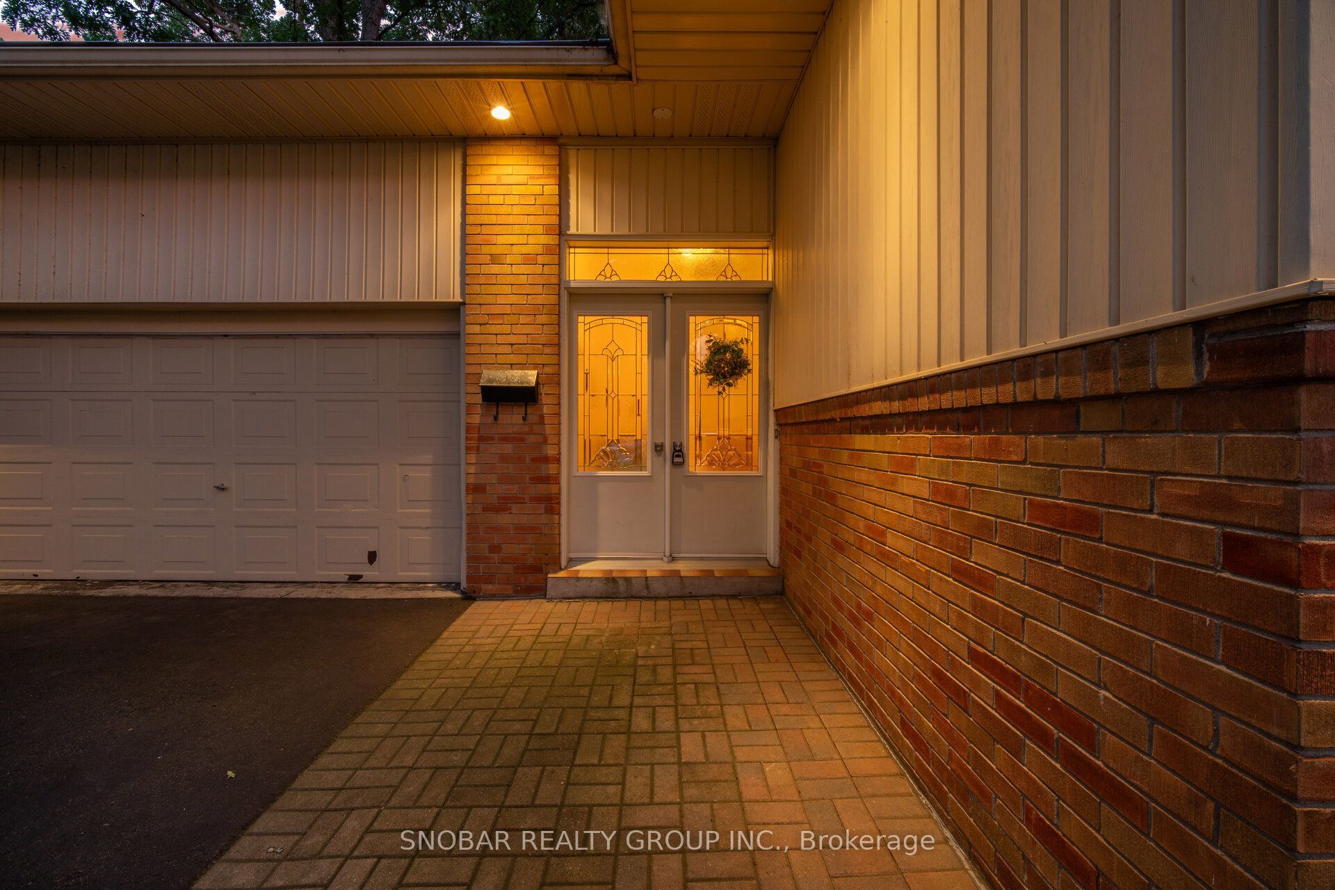 1408 Ballyclare Drive