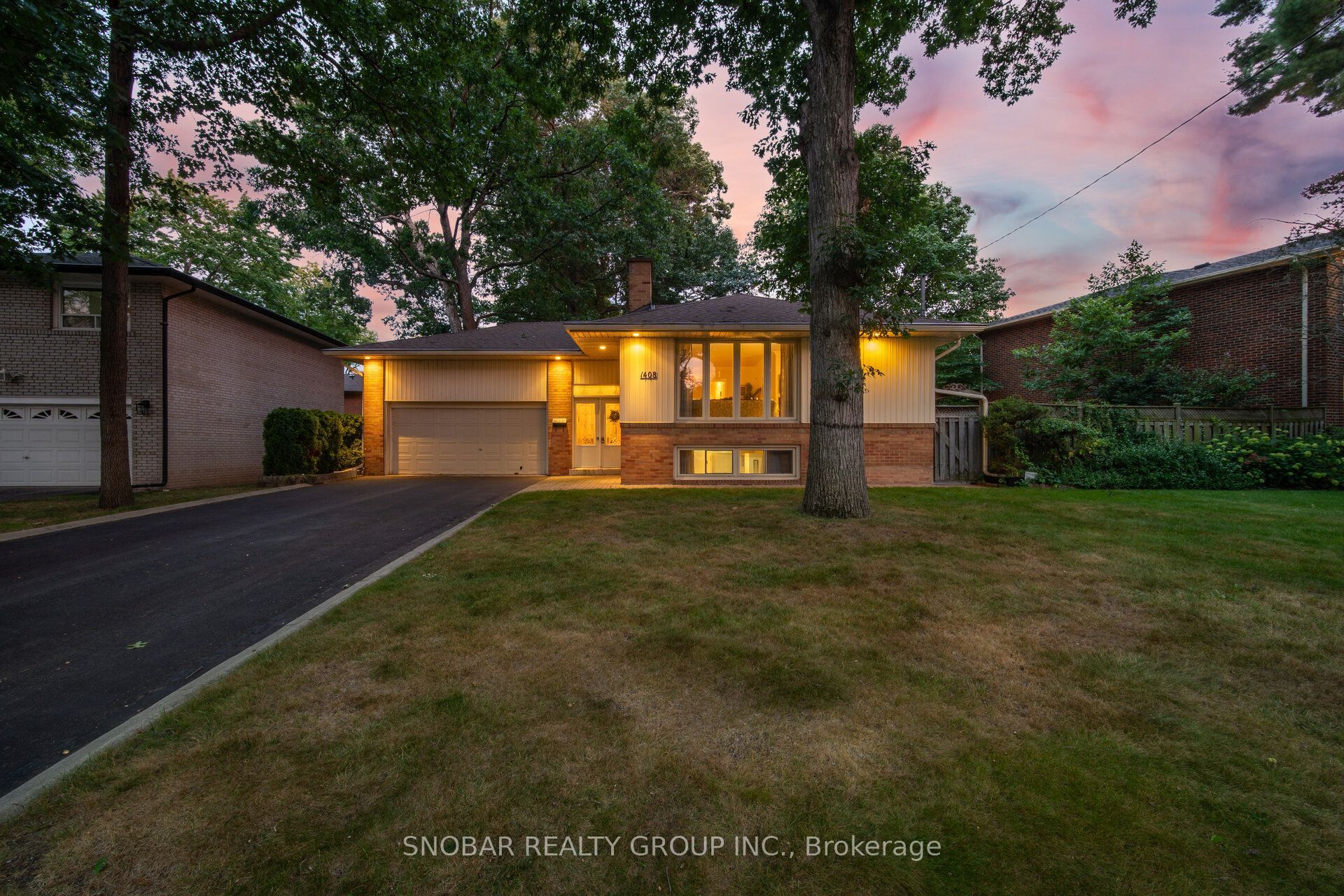 1408 Ballyclare Drive