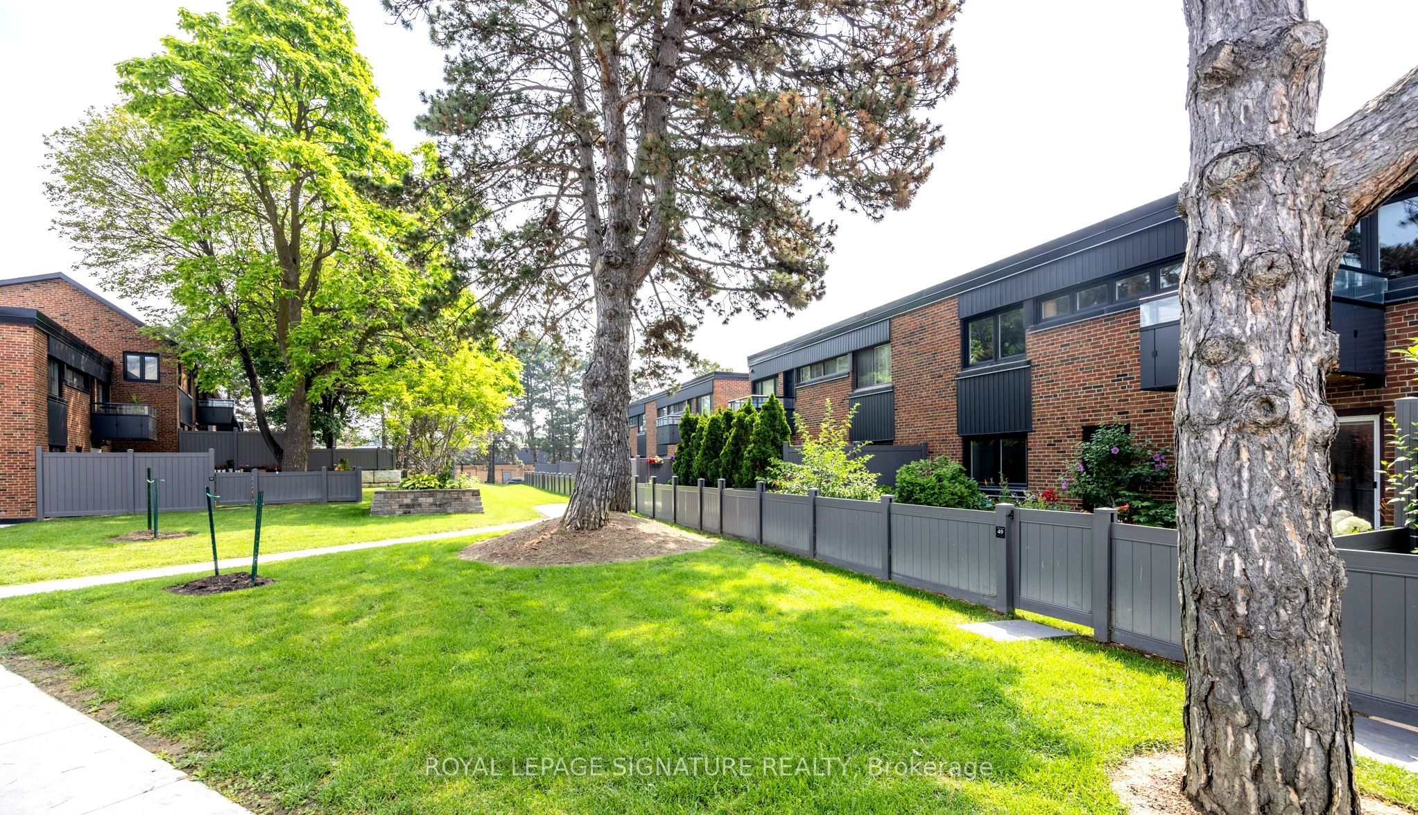 51 Broadfield Drive 44